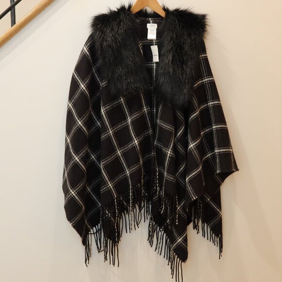 NWT JCREW plaid cape scarf wrap black white fringe faux fur holiday cozy elegant - Picture 2 of 8